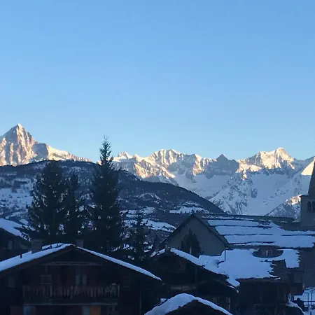 Apartment Cosy Et Idealement Situe